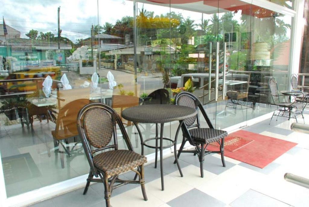 Panda Tea Garden Suites Tagbilaran Exterior foto