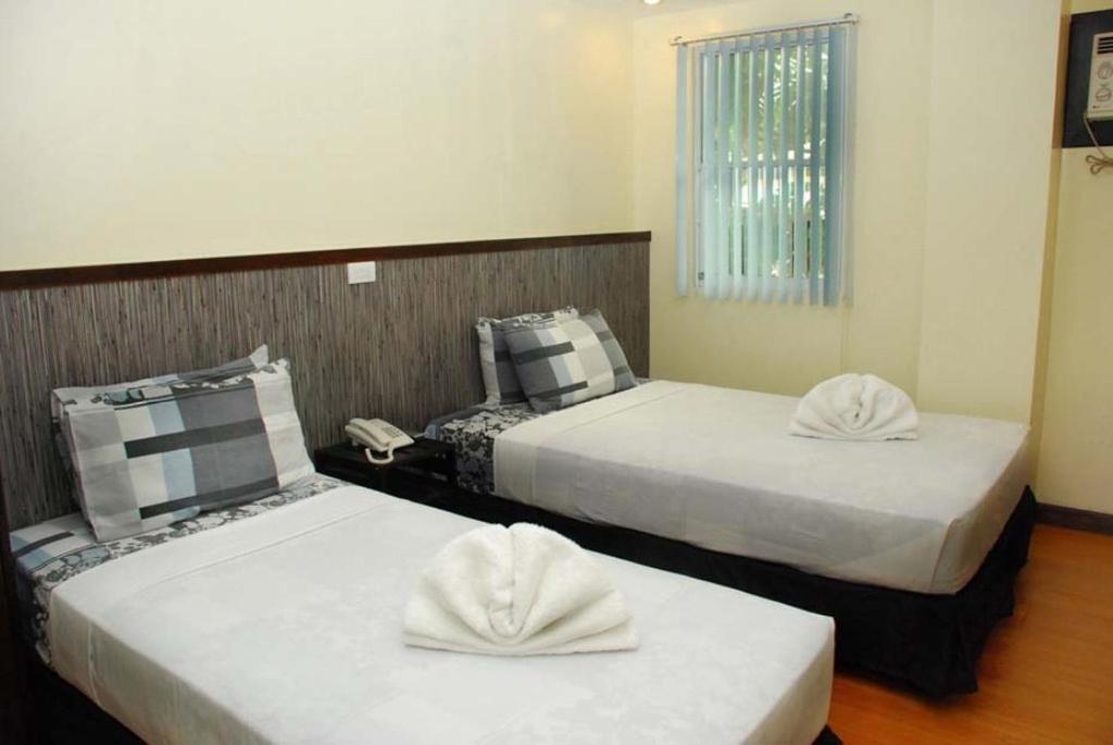 Panda Tea Garden Suites Tagbilaran Exterior foto