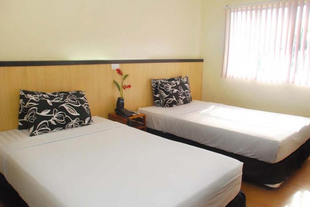 Panda Tea Garden Suites Tagbilaran Exterior foto